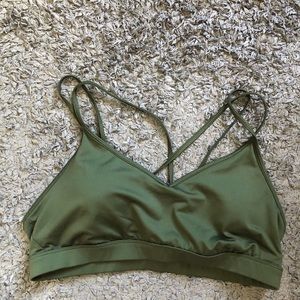 NWOT old navy sports bra